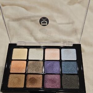 Viseart 03 Bridal Satin Eyeshadow Palette with Gold, Purple, and Blue Hues